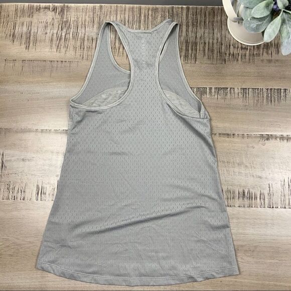 🌺3 FOR $20🌺 - Second Skin Heathered Gray Soft Tank Top XS - Picture 3 of 4